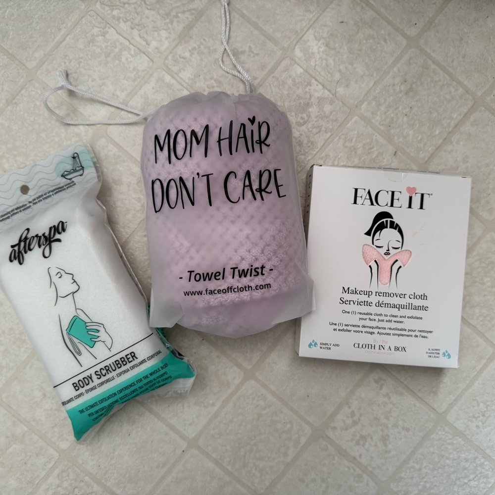 Women’s Face and Body Care Bundle
